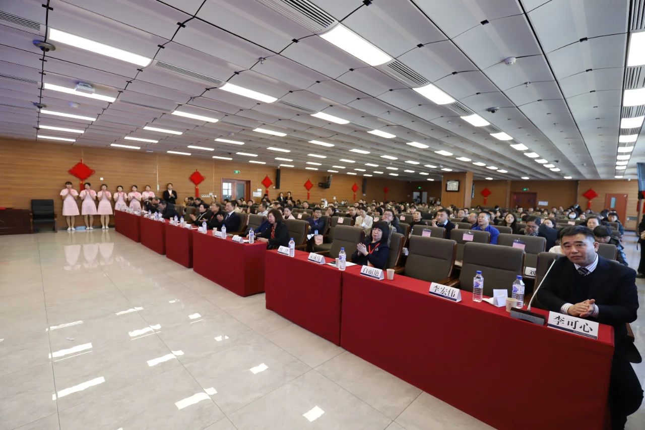 03c0b2b84837e009e7a017a6ba18a2e7.jpg